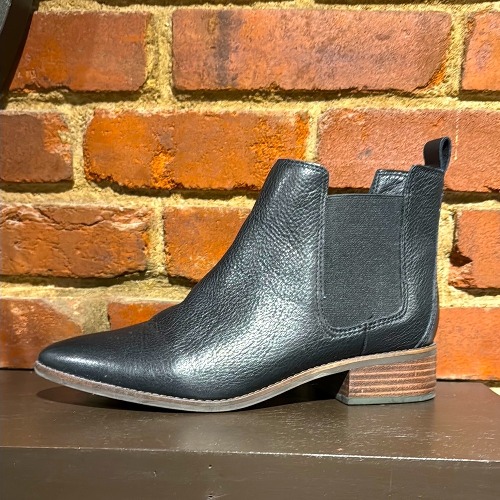 Lucky Brand Black Ankle Booties with Classic Design